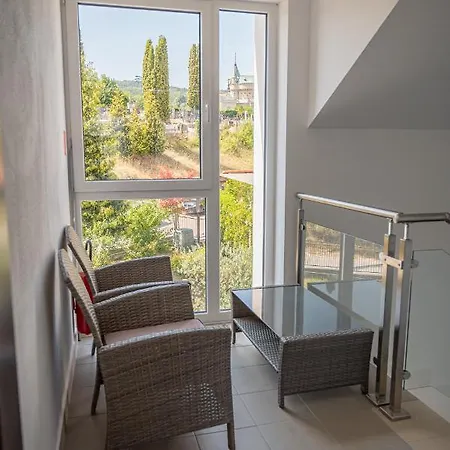 Pod Zámkom Apartamento