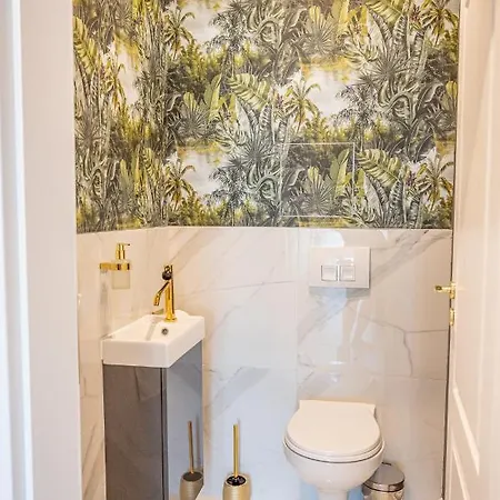 Pod Zámkom Apartamento *